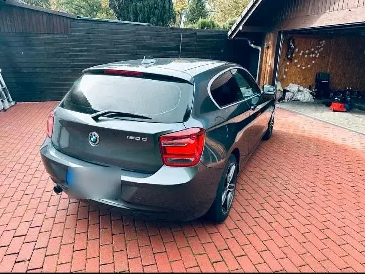 Gebraucht BMW 120 Sport Line 180 PS (132 kW) 2013 Grau Kleinwagen
