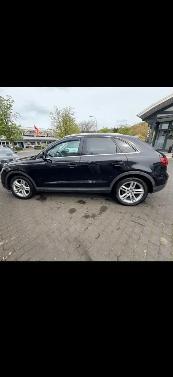 Gebraucht Audi Q3 S-Line 177 PS (130 kW) 2012 Schwarz SUV