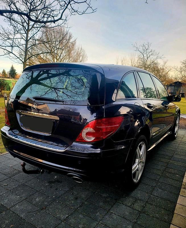 Gebraucht Mercedes R280 225 PS (165 kW) 2008 Schwarz Van / Kleinbus