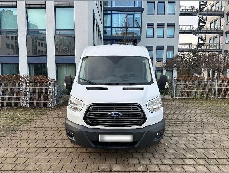 Käytetty Ford Transit Trend 131 HP (96 kW) 2018 Valkoinen Tila-auto
