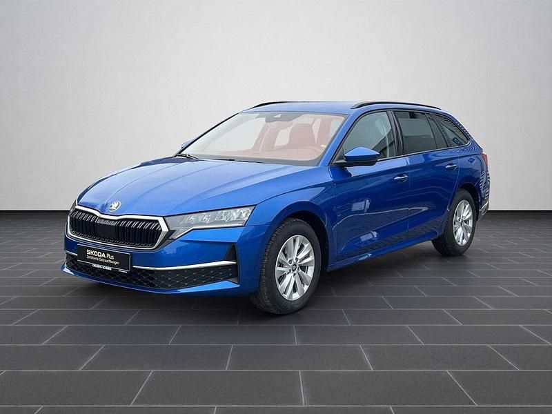 Raceblau metallic (metallic) Gebraucht 2025 Skoda Octavia Selection Limousine | 29.900 € (Guter Preis) - Bild 1/4
