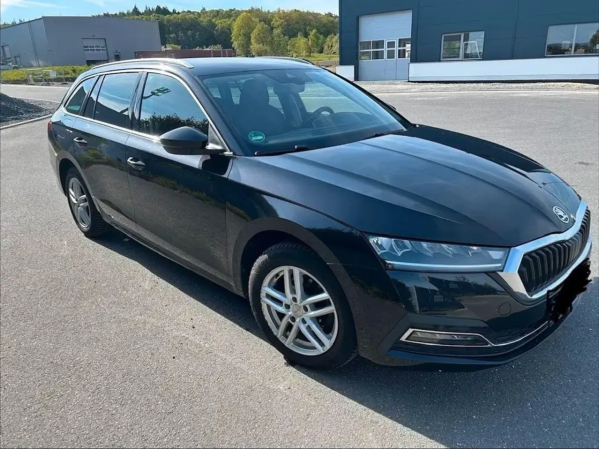 Gebraucht Skoda Octavia 150 PS (110 kW) 2021 Schwarz Kombi