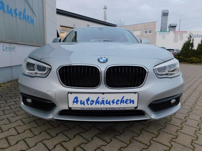 Gebraucht BMW 118 Advantage 136 PS (100 kW) 2018 Silber Kleinwagen