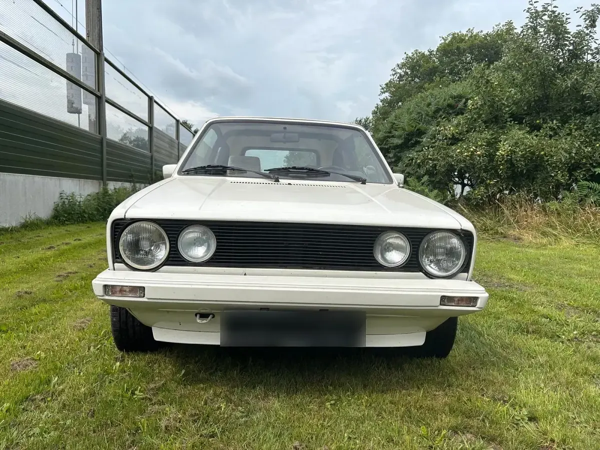 Gebraucht VW Golf Cabriolet 70 PS (51 kW) 1983 Weiß Cabrio