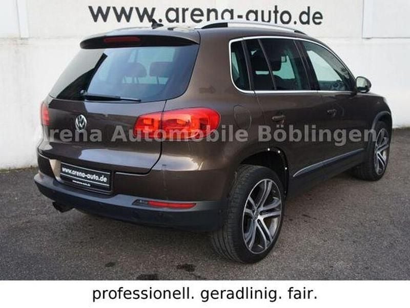 Gebraucht VW Tiguan 140 PS (102 kW) 2012 Braun SUV
