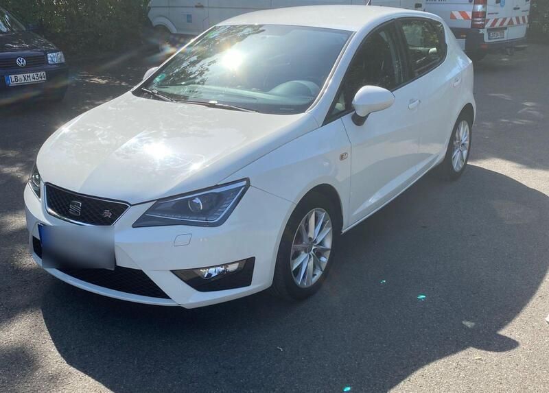 Weiß Gebraucht 2013 Seat Ibiza FR Kleinwagen | 5.500 € - Bild 1/4