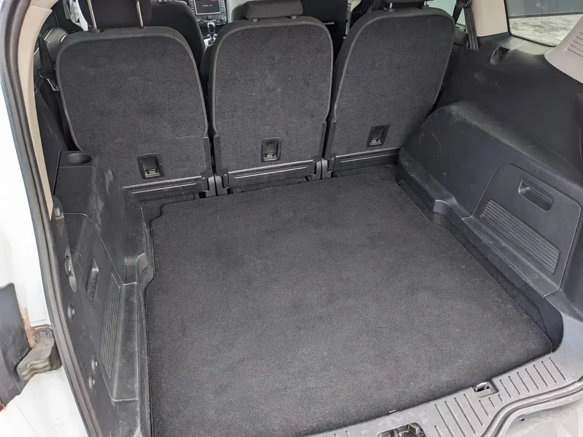 Gebraucht Ford S-MAX Titanium 163 PS (119 kW) 2013 Weiß Van / Kleinbus
