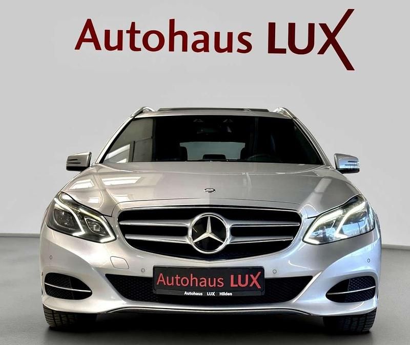 Gebraucht Mercedes E350 258 PS (189 kW) 2016 Iridiumsilber  metalliclack Kombi