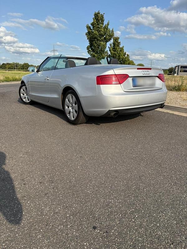 Gebraucht Audi A5 Cabriolet Sport 170 PS (125 kW) 2013 Silber Cabrio
