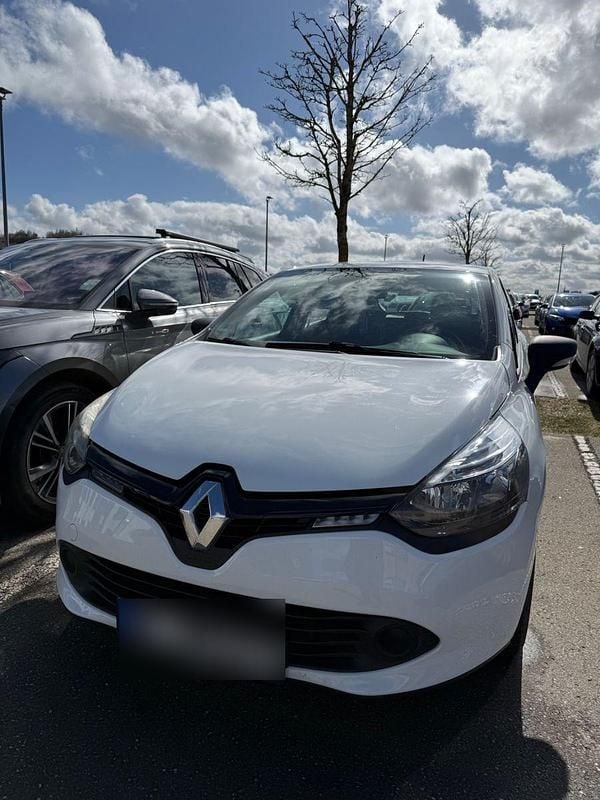 Gebraucht Renault Clio IV Authentique 73 PS (53 kW) 2016 Weiß Kleinwagen
