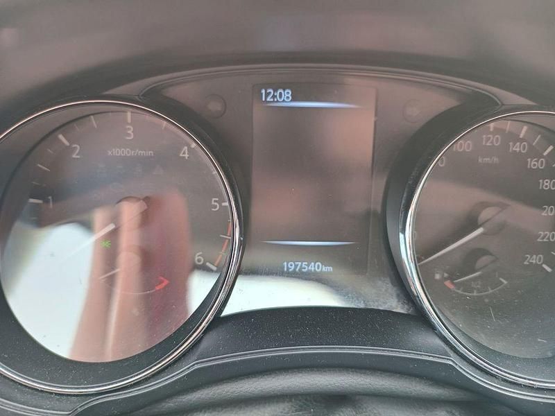 Gebraucht Nissan Pulsar Tekna 110 PS (80 kW) 2015 Blau Kleinwagen