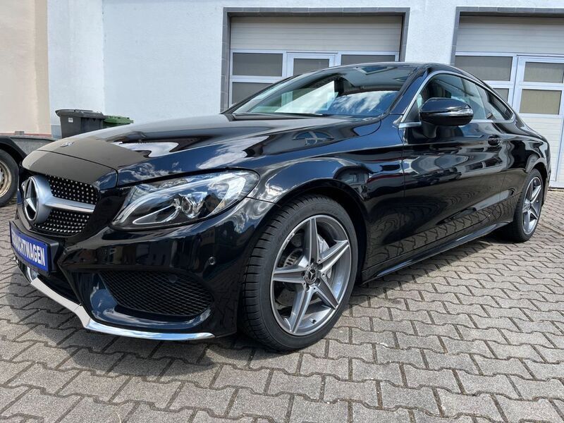 Schwarz Gebraucht 2017 Mercedes C180 AMG line Coupé | 26.990 € (Etwas zu teuer) - Bild 1/4