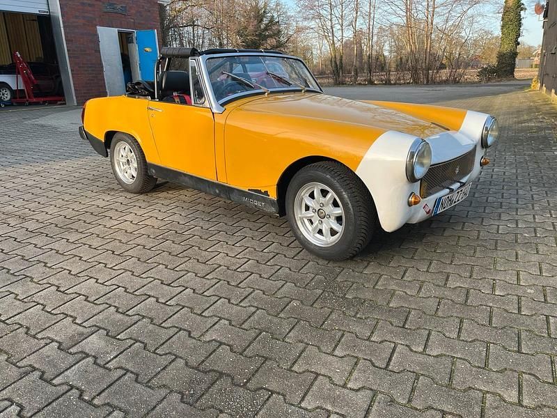 Gelb Gebraucht 1980 MG Midget Cabrio | 6.500 € - Bild 1/4