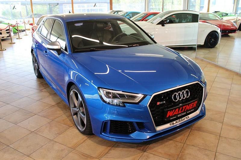 Gebraucht Audi RS3 Sport 400 PS (294 kW) 2019 Blau Limousine