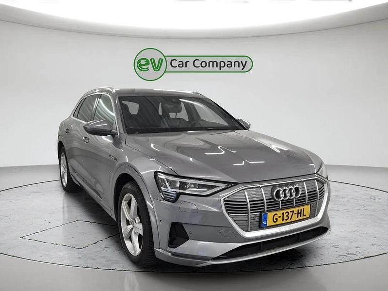 Gebraucht Audi e-tron Advanced Plus 300 kW (408 PS) 2019 Grau SUV