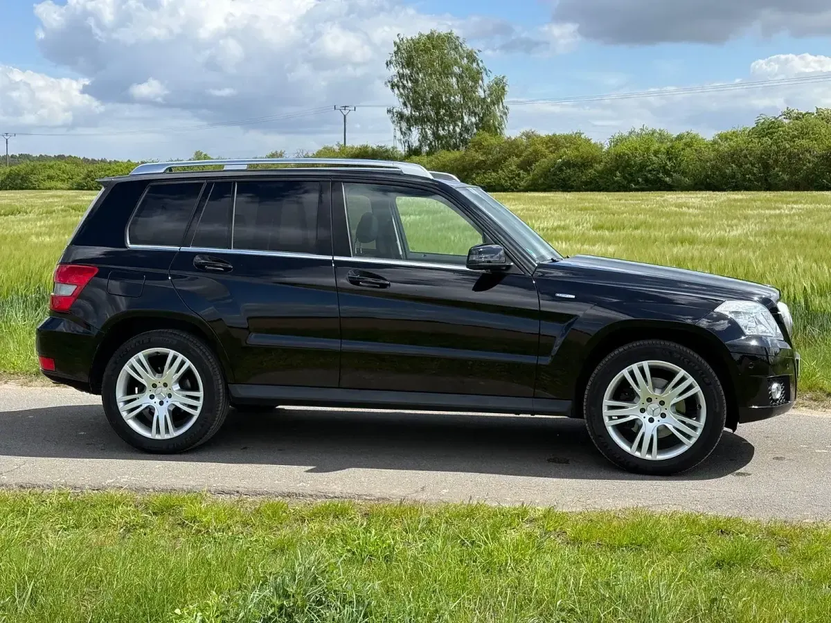 Gebraucht Mercedes GLK220 170 PS (125 kW) 2011 Schwarz SUV