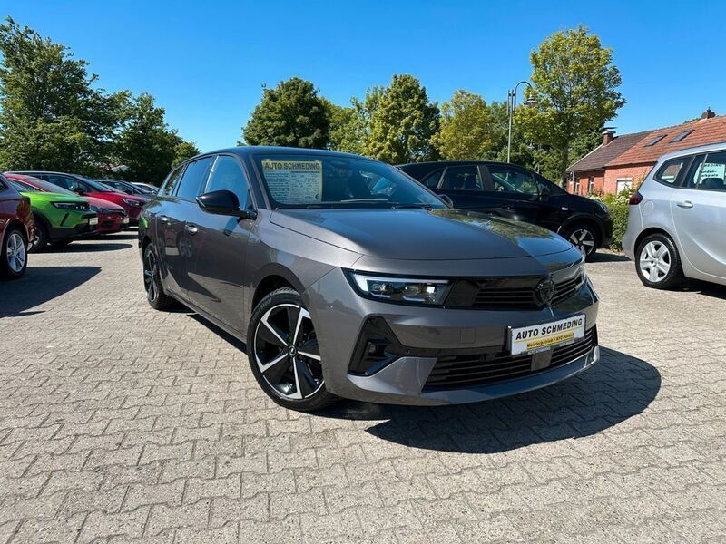 Grau/typ aussenverkleidung met Gebraucht 2024 Opel Astra GS Line Kombi | 26.450 € (Fairer Preis) - Bild 1/4