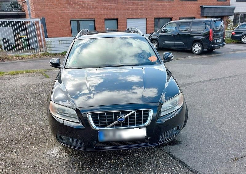 Gebraucht Volvo V70 Summum 185 PS (136 kW) 2008 Schwarz Kombi