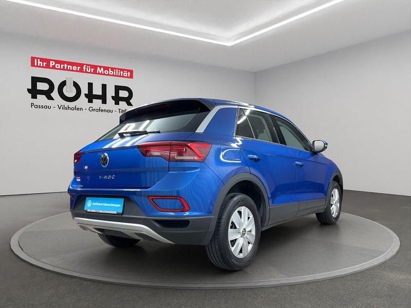 Gebraucht VW T-Roc Basis 110 PS (80 kW) 2022 Blau SUV