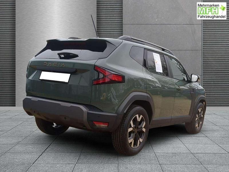 Neu Dacia Duster Extreme 122 PS (89 kW) 2026 Zedergrün SUV