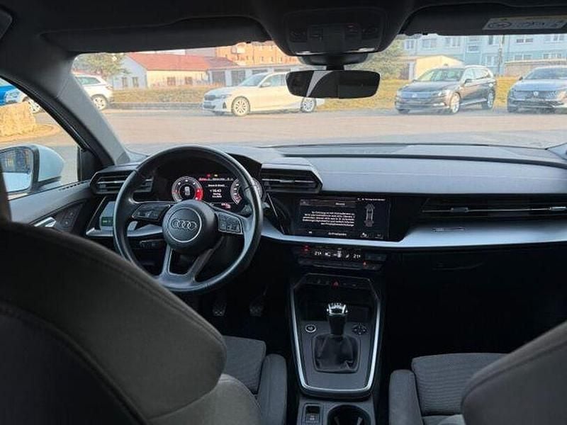 Gebraucht Audi A3 Ambiente 116 PS (85 kW) 2020 Weiß Limousine