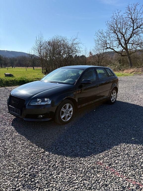 Gebraucht Audi A3 Ambiente 125 PS (91 kW) 2012 Schwarz Kleinwagen