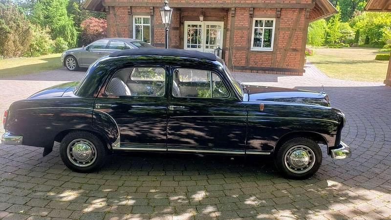 Schwarz Gebraucht 1959 Mercedes 180 Limousine | 24.000 € - Bild 1/4