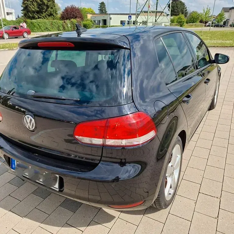 Gebraucht VW Golf VI Style 122 PS (89 kW) 2011 Schwarz Kleinwagen