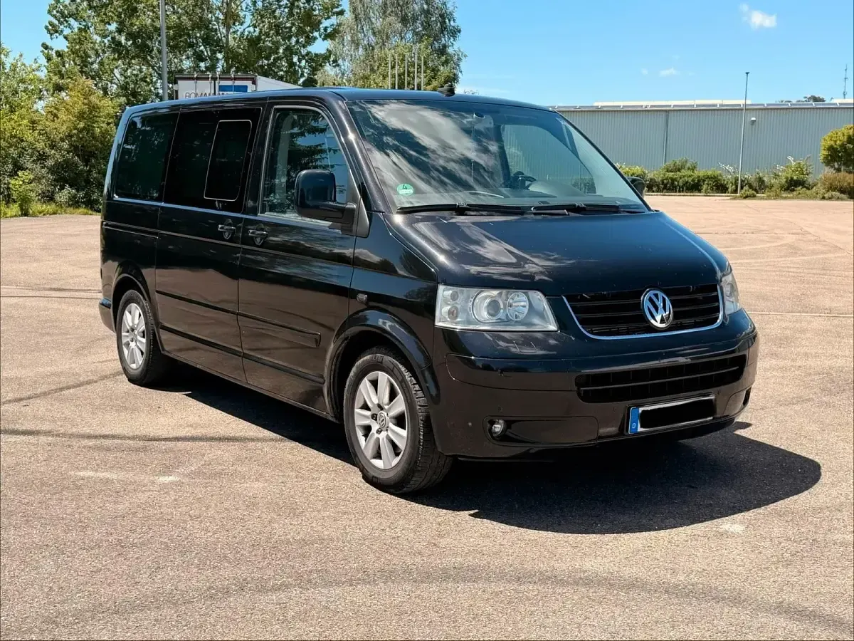 Gebraucht VW Multivan 174 PS (127 kW) 2007 Schwarz Van / Kleinbus