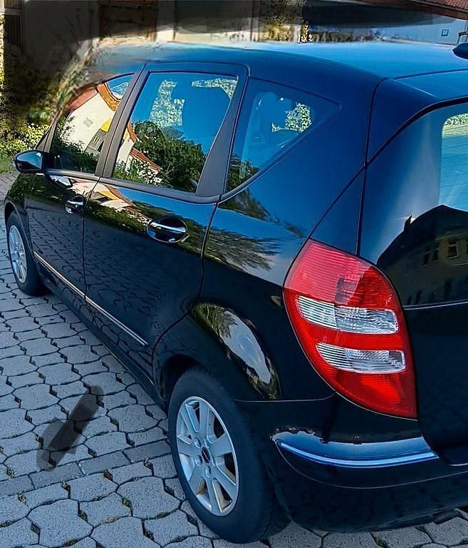 Gebraucht Mercedes A150 Elegance 95 PS (69 kW) 2006 Schwarz Van / Kleinbus
