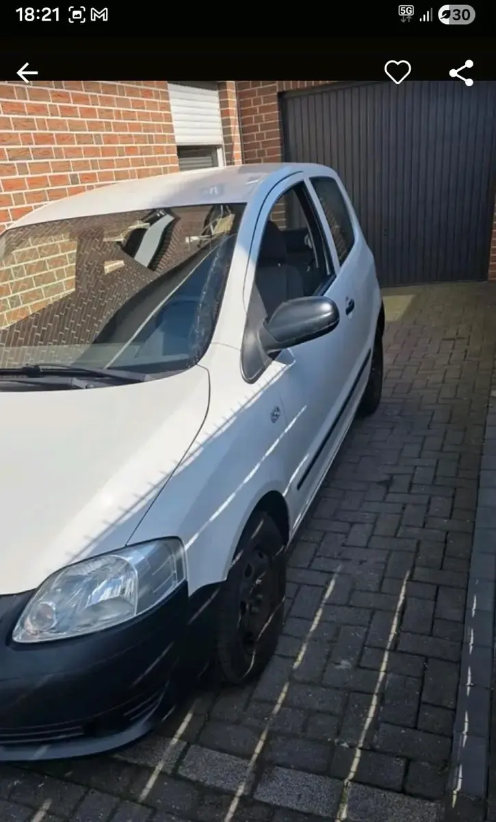 Gebraucht VW Fox 55 PS (40 kW) 2010 Weiß Kleinwagen