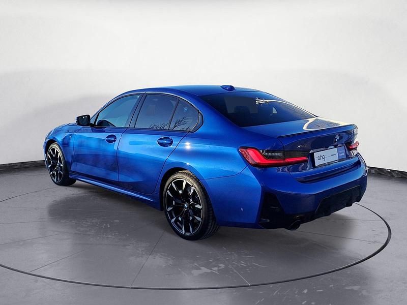 Gebraucht BMW 320 Performance 190 PS (139 kW) 2024 Blau Limousine