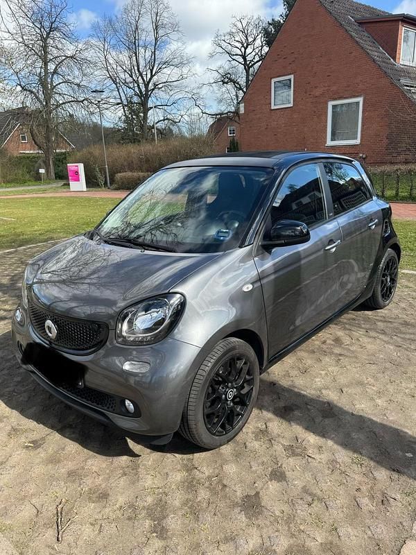 Gebraucht Smart ForFour 90 PS (66 kW) 2019 Grau Kleinwagen