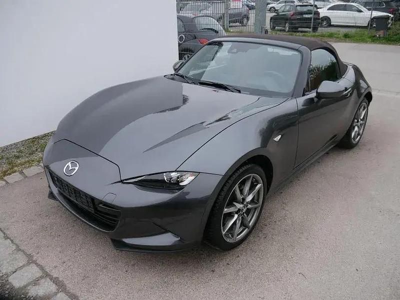 Second-hand Mazda MX5 184 CP (135 kW) 2024 Gri Cabrio