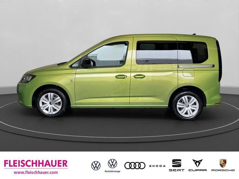 Gebraucht VW Caddy Basis 122 PS (89 kW) 2021 Gruen Van / Kleinbus