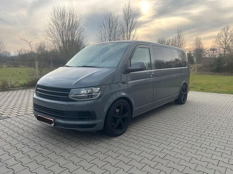 Gebraucht VW T6 150 PS (110 kW) 2017 Grau Van