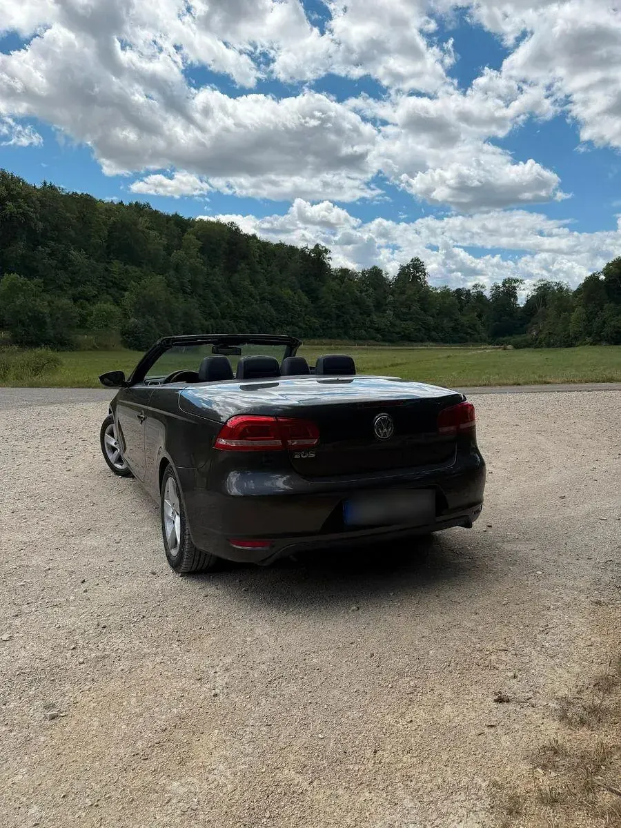 Gebraucht VW Eos 122 PS (89 kW) 2012 Braun Cabrio