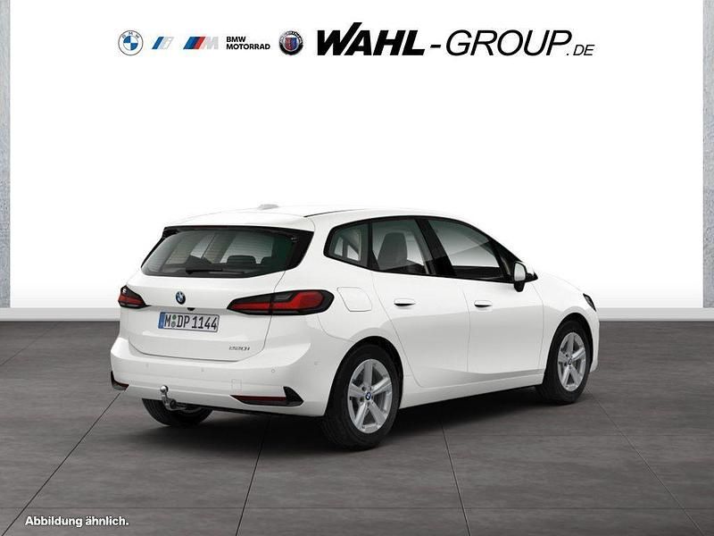 Gebraucht BMW 220 Active Tourer Performance 170 PS (125 kW) 2025 Weiß Van / Kleinbus