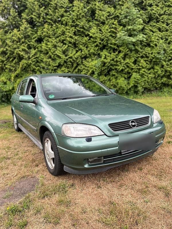 Gebraucht 1999 Opel Astra Limousine | 800 € (Superpreis) - Bild 1/4