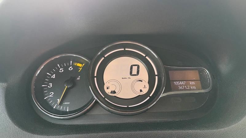 Gebraucht Renault Mégane 110 PS (80 kW) 2015 Weiß Limousine