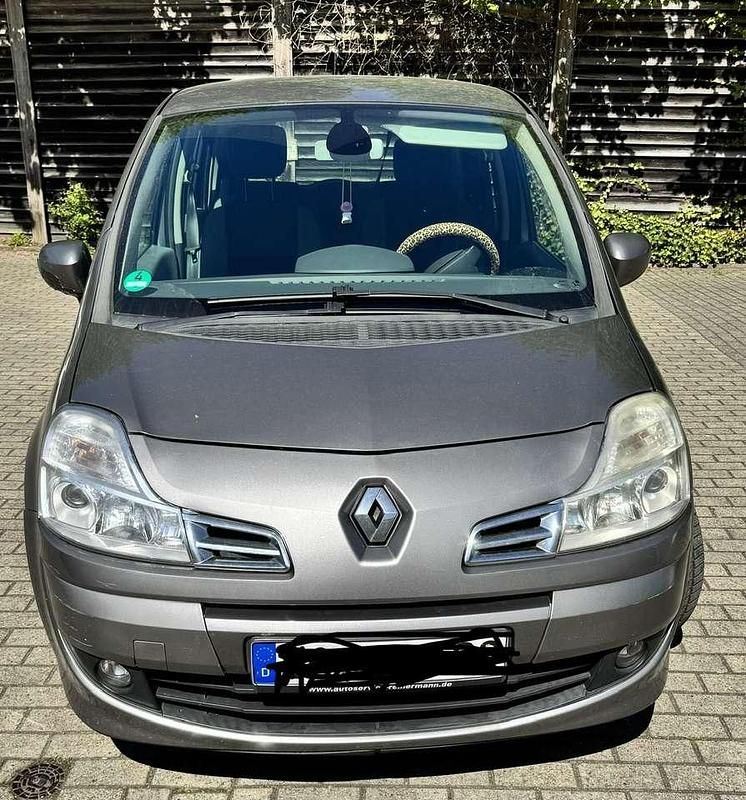 Używany Renault Modus Dynamique 103 KM (75 kW) 2011 Szary Minivan