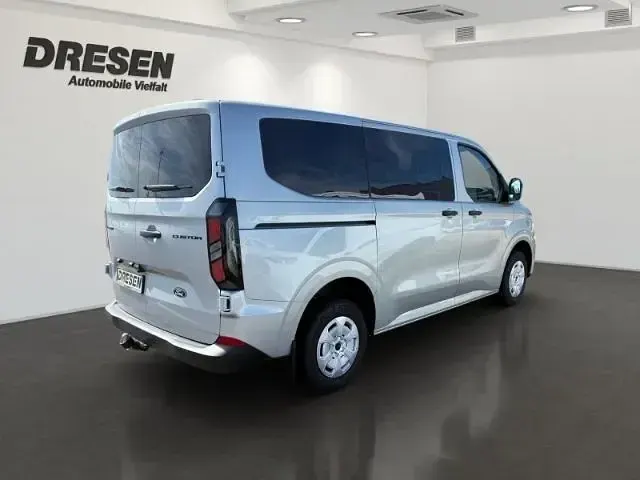 Neu Ford Transit Custom Trend 170 PS (125 kW) 2026 Silber Kombi