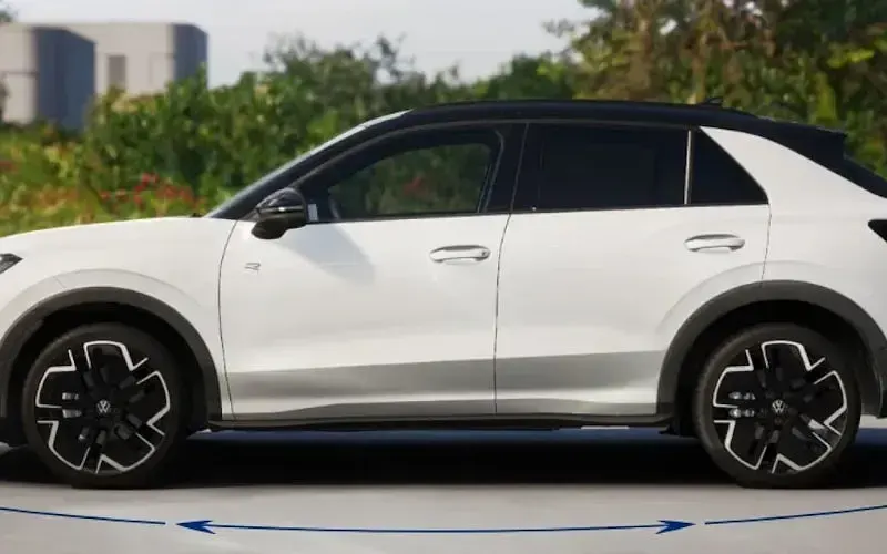 Neu VW T-Roc R-line 150 PS (110 kW) 2026 Weiß SUV