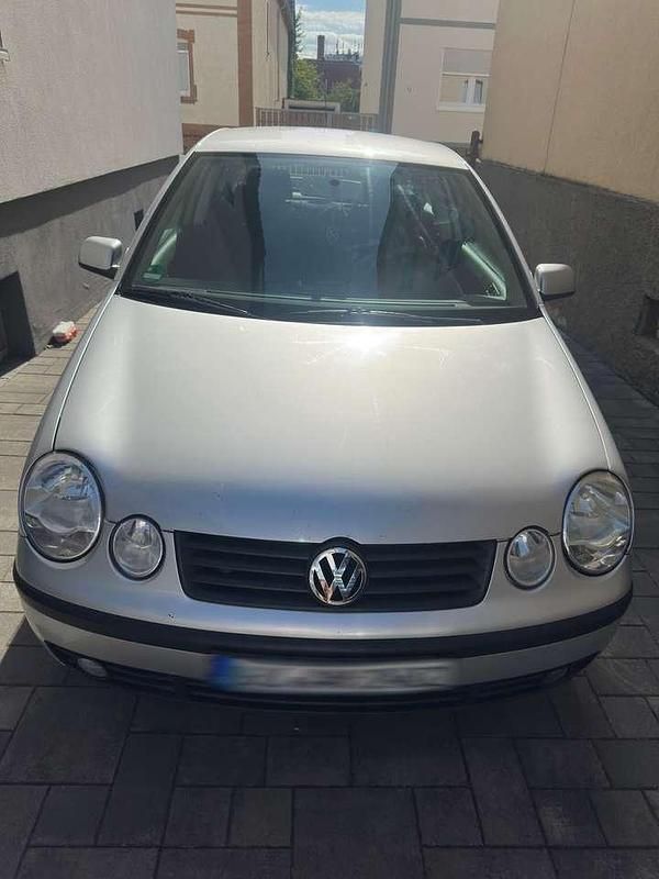 Gebraucht VW Polo 75 PS (55 kW) 2002 Silber Coupé