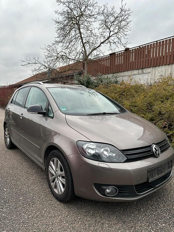 Gebraucht 2011 VW Golf Plus Cross Style Van / Kleinbus | 3.200 € (Superpreis) - Bild 1/4