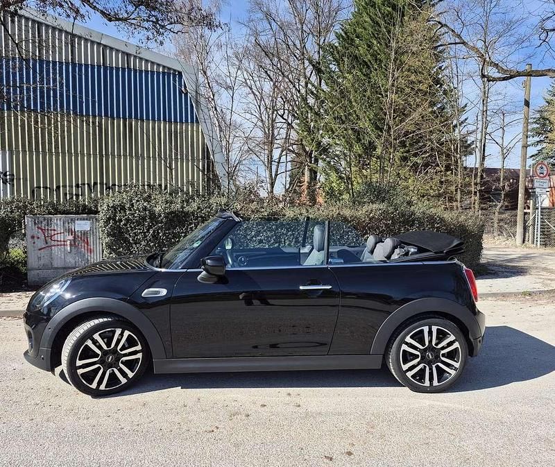 Gebraucht Mini Cooper Cabriolet 136 PS (100 kW) 2020 Schwarz Cabrio