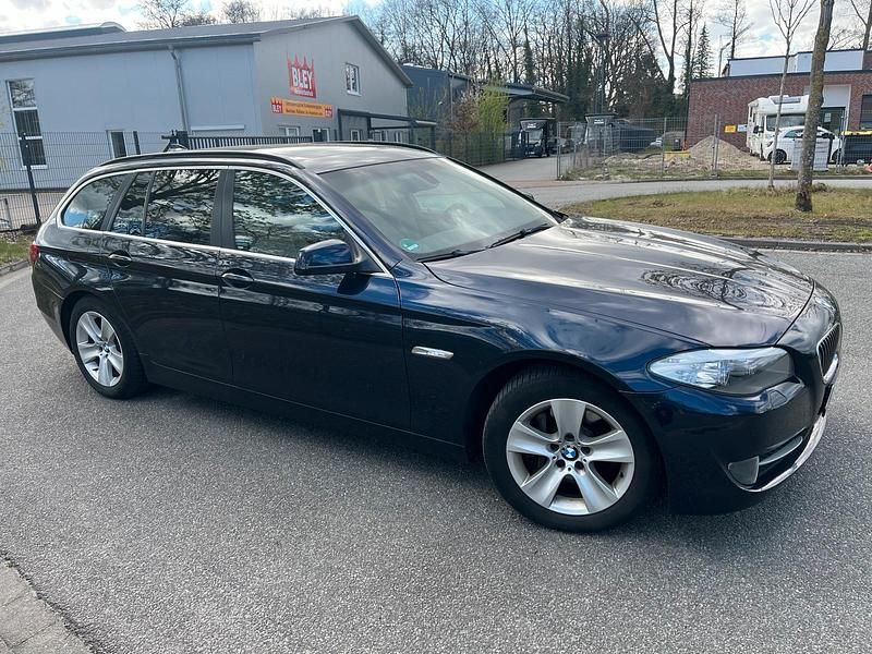 Gebraucht BMW 530 245 PS (180 kW) 2010 Blau Kombi