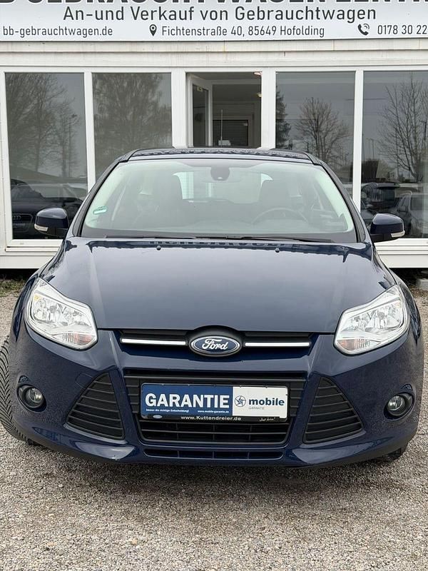 Usata Ford Focus SYNC Edition 101 CV (74 kW) 2014 Blu Station wagon