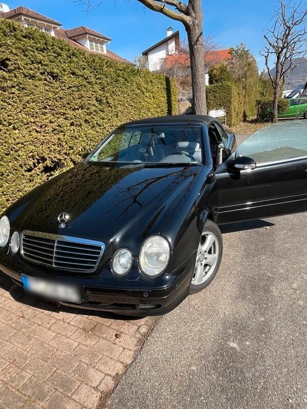 Schwarz Gebraucht 2003 Mercedes CLK200 Edition Cabrio | 5.500 € - Bild 1/4