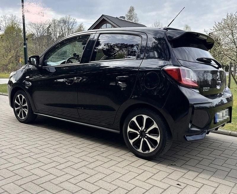 Second-hand Mitsubishi Space Star 80 CP (58 kW) 2021 Negru Hatchback